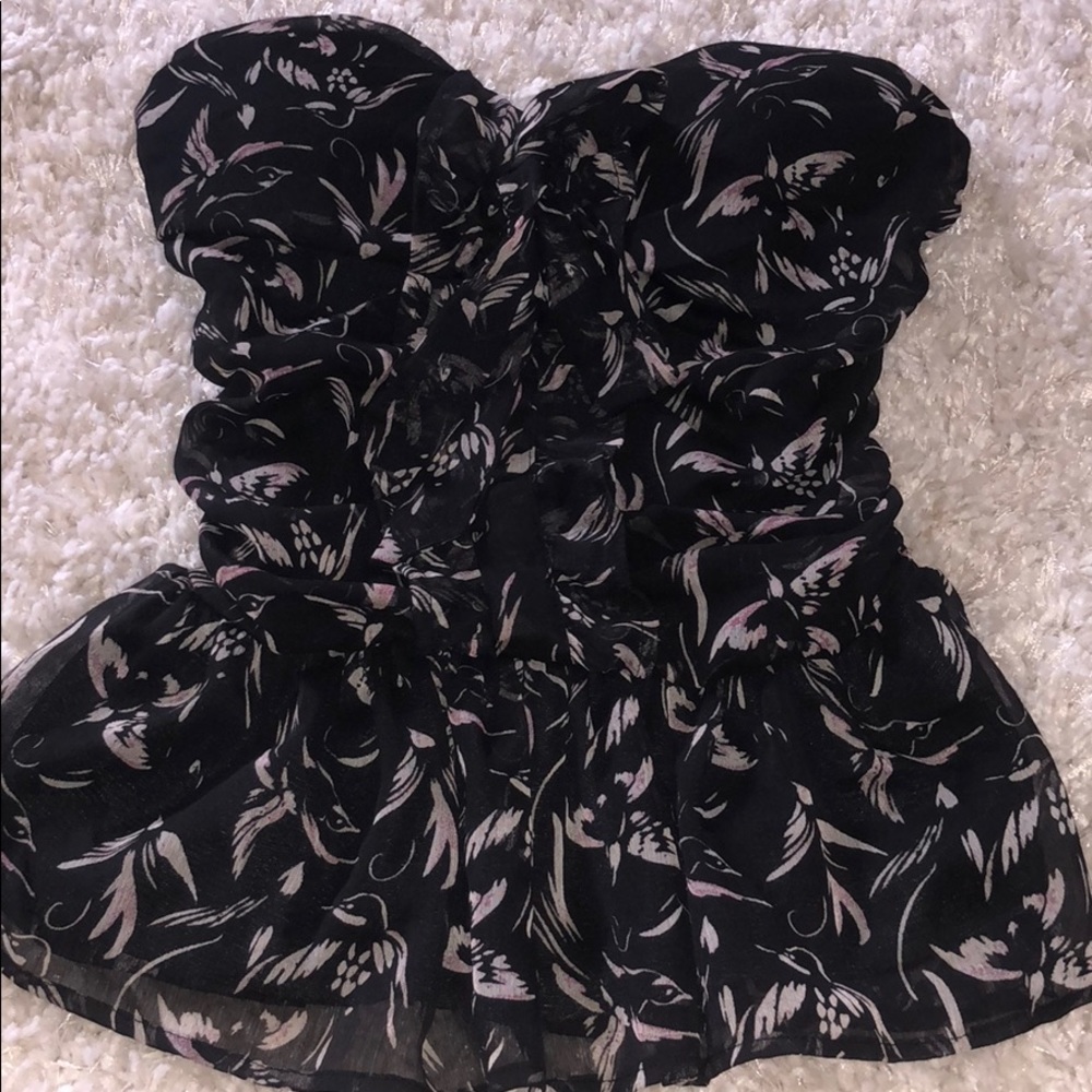 Strapless top